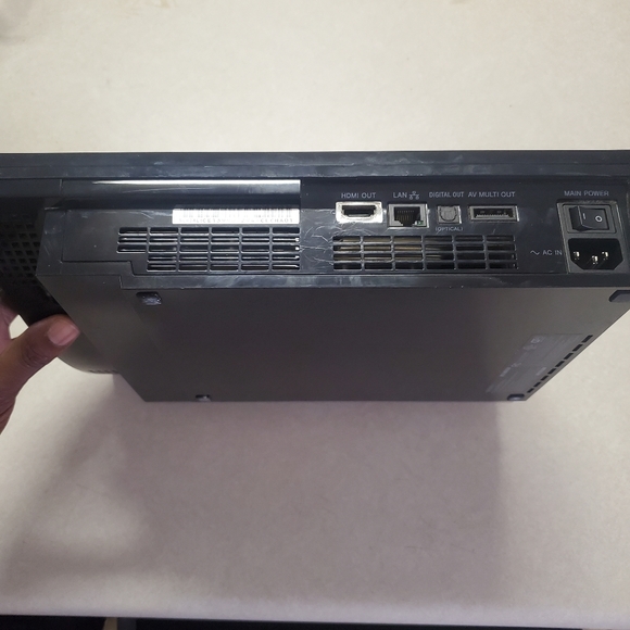 Sony PS3  Video Game Console - Picture 5 of 7